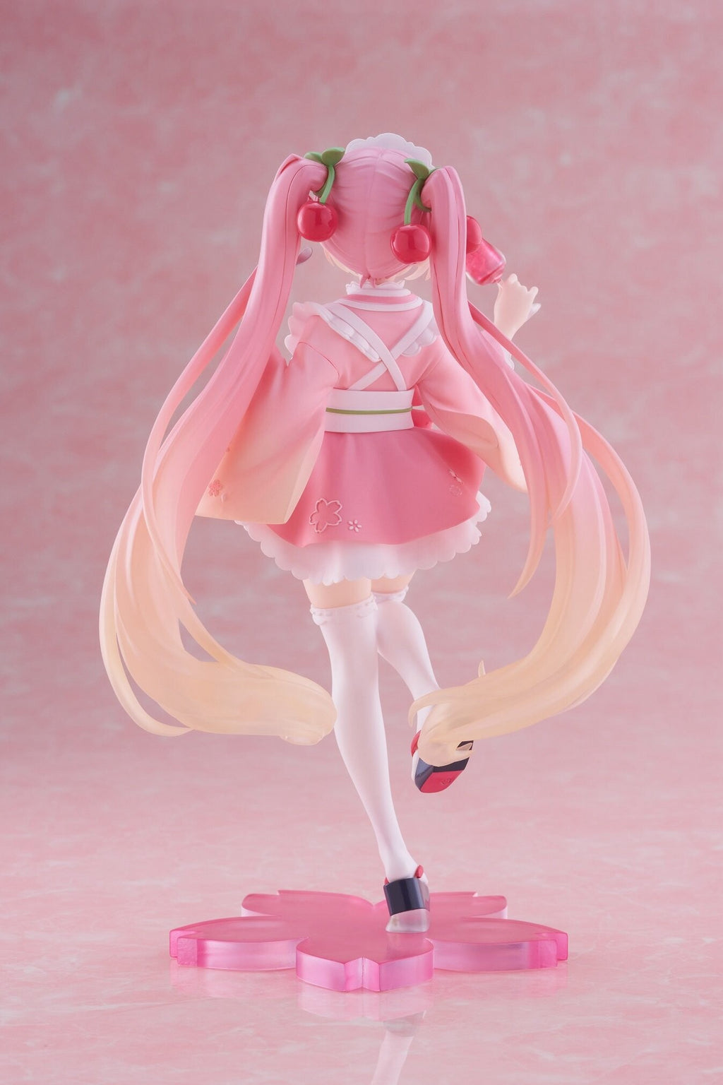 Taito Hatsune Miku Coreful Figure Sakura Wafuu Kissa Ver. -preowned